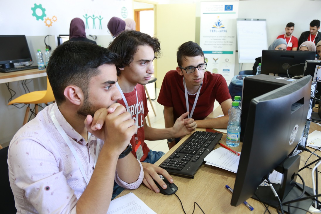 IMG 1521 1 - جامعة فلسطين الأهلية تستضيف مسابقة البرمجة الفلسطينية 2021