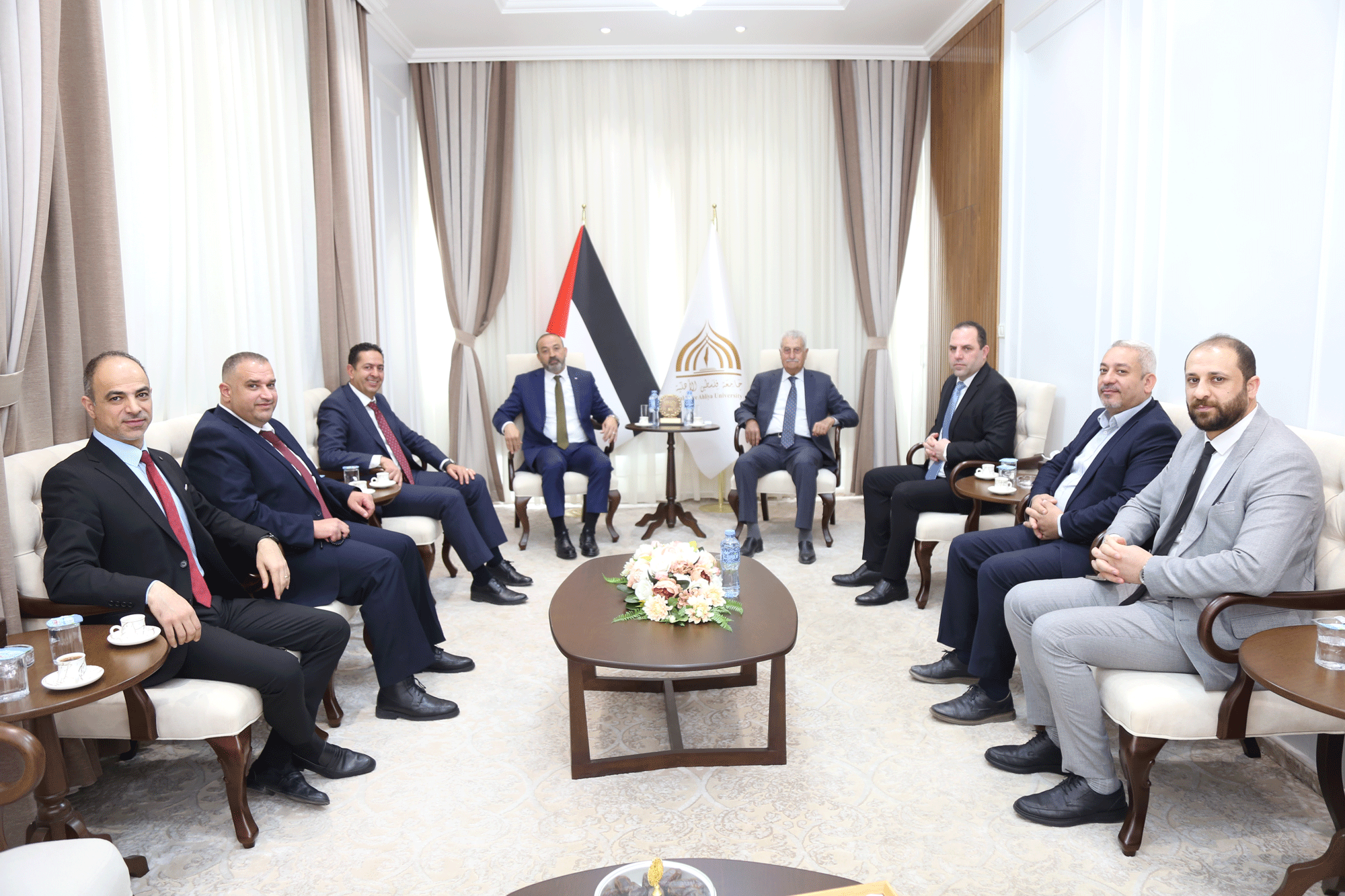 النائب العام لدولة فلسطين المستشار أكرم الخطيب يزور جامعة فلسطين الأهلية، ويوقع مذكرة تفاهم لتعزيز الشراكة الأكاديمية والقانونية النائب العام لدولة فلسطين المستشار أكرم الخطيب يزور جامعة فلسطين الأهلية، ويوقع مذكرة تفاهم لتعزيز الشراكة الأكاديمية والقانونية